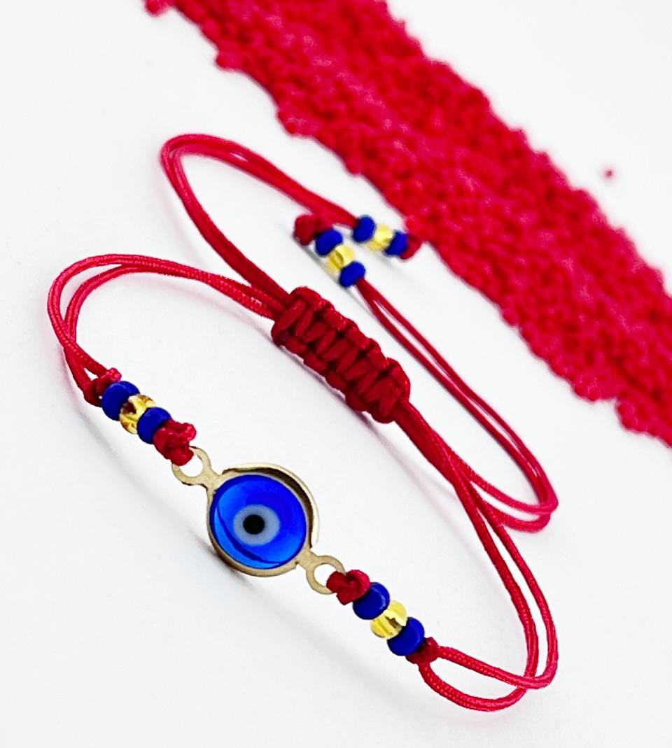 Pulsera con Ojo Turco Azul Cristales Azules y Dorados hecho a mano good luck