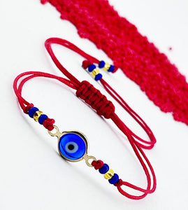Pulsera con Ojo Turco Azul Cristales Azules y Dorados hecho a mano good luck