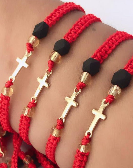Azabache diamantado con cruz dorada